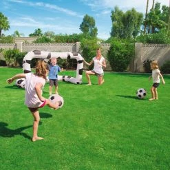 But Gonflable Avec 2 Ballons De Foot Pour Jardin Et Piscine Pour Enfants 52058 Bestway 10 But Gonflable Avec 2 Ballons De Foot Pour Jardin Et Piscine Pour Enfants 52058 Bestway -BESTWAY Soldes Boutique 33294563 4